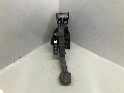 Discovery Sport Clutch Pedal GJ32-7B633-BB Manual L550 Land Rover 2014 to 2019