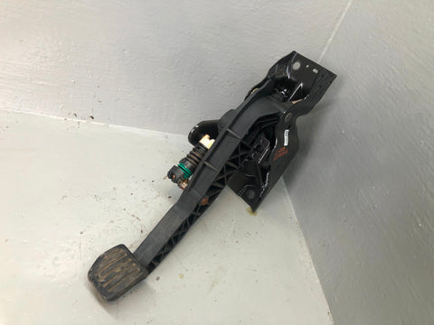 Discovery Sport Clutch Pedal GJ32-7B633-BB Manual L550 Land Rover 2014 to 2019