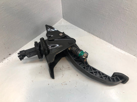 Discovery Sport Clutch Pedal GJ32-7B633-BB Manual L550 Land Rover 2014 to 2019