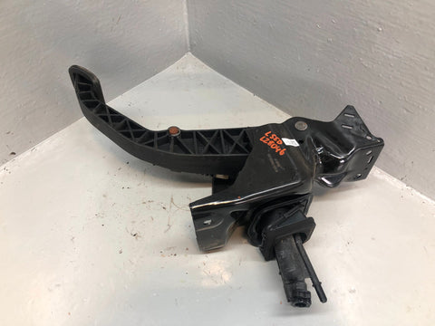 Discovery Sport Clutch Pedal GJ32-7B633-BB Manual L550 Land Rover 2014 to 2019