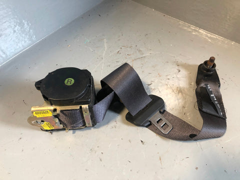 Freelander 1 Seat Belt in Grey Off Side Rear 3 Door Land Rover 1998 to 2006