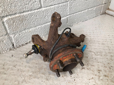 Range Rover L322 Hub Assembly Near Side Front 2002 to 2006 All Models R24026