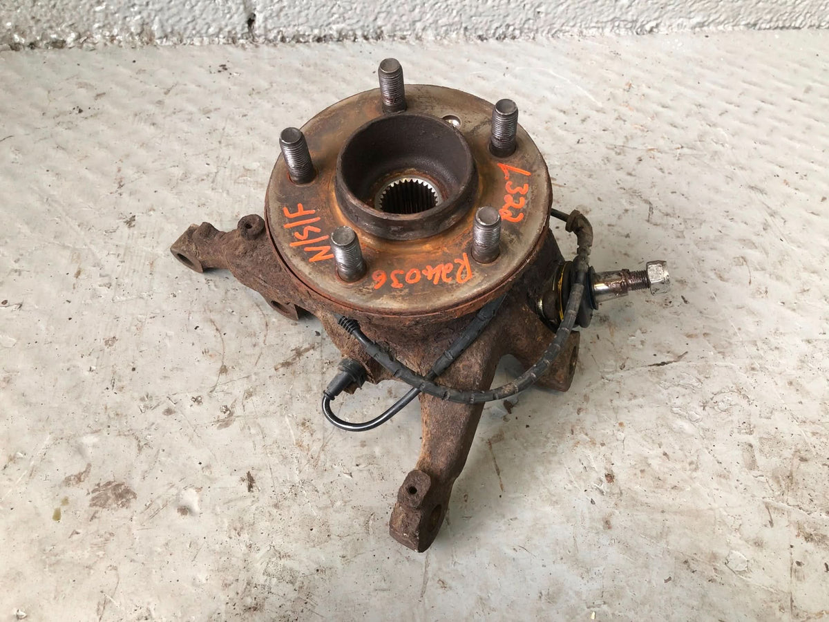 Range Rover L322 Hub Assembly Near Side Front 2002 to 2006 All Models R24026