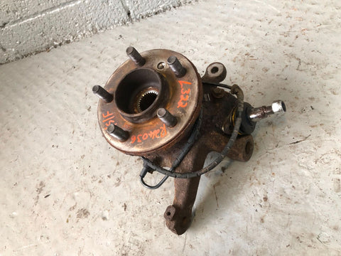 Range Rover L322 Hub Assembly Near Side Front 2002 to 2006 All Models R24026