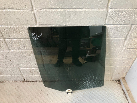Discovery 4 Glass Rear Door Window Off Side Land Rover 2009 to 2016 Tinted