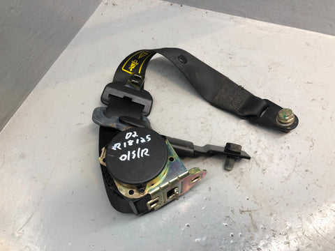 Discovery 2 Seat Belt Off Side Rear 2nd Middle Row Black Land Rover 1998 to 2004