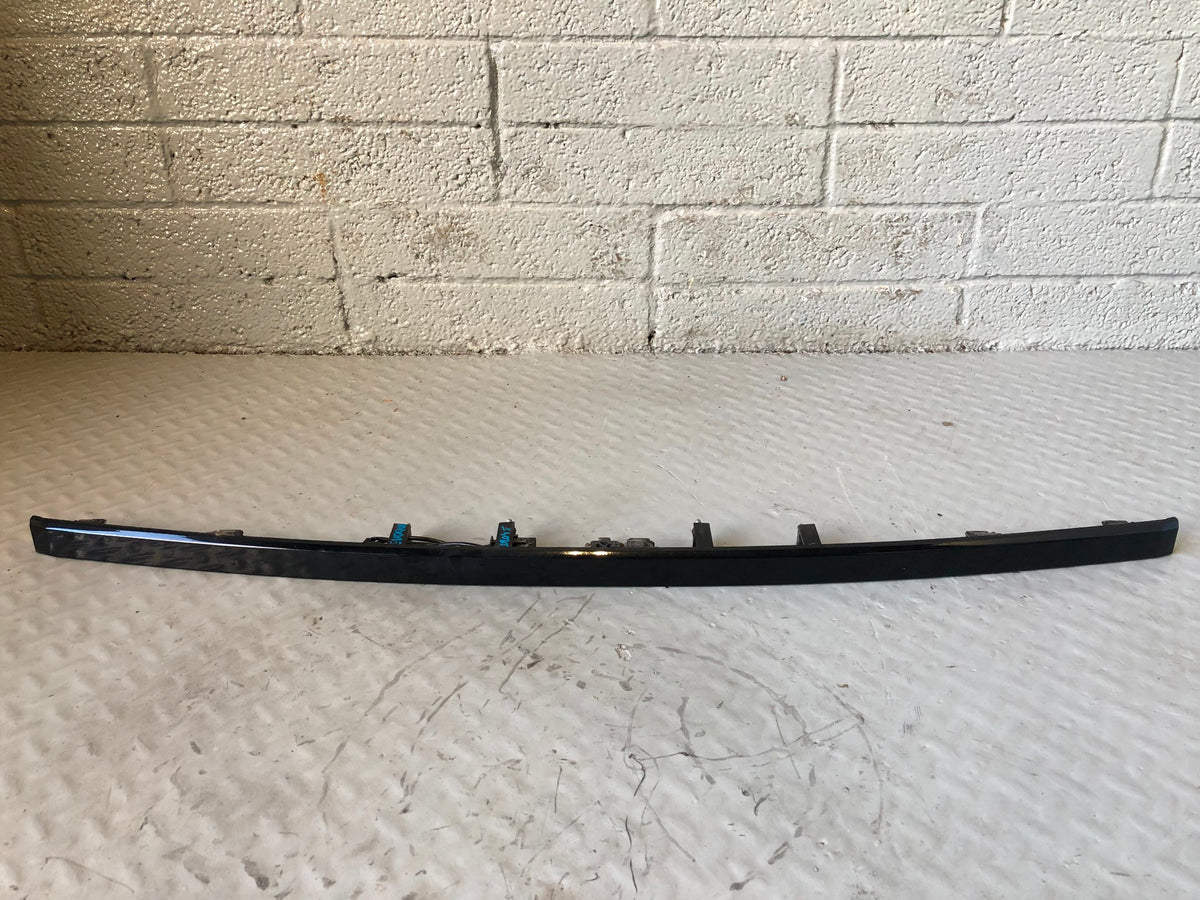 Range Rover Evoque Tailgate Trim Panel Black BJ32 40406 L538 2011 to 2018