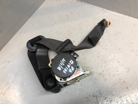 Discovery 2 Seat Belt Near Side Rear Middle Row Black Land Rover 1998 to 2004