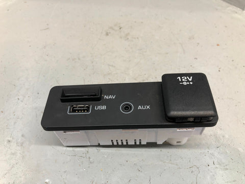 Discovery Sport USB AUX Port 12V FK72 19C166 BD 2014 to 2019 L550 Land Rover