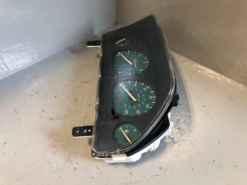 Freelander 1 Speedo Instrument Cluster 2.0 Di YWY100340 Land Rover 1998 to 2001
