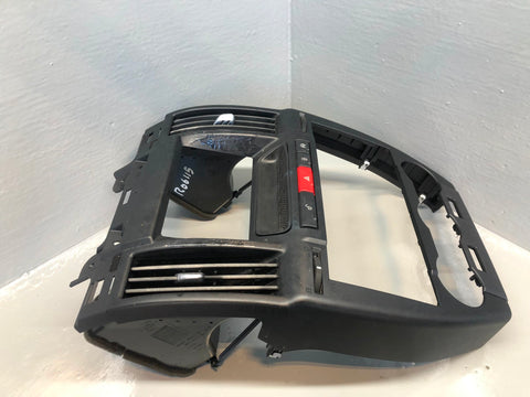 Freelander 2 Centre Dashboard Vents Panel Black Land Rover 2006 to 2011 R06115