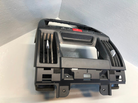 Freelander 2 Centre Dashboard Vents Panel Black Land Rover 2006 to 2011 R06115