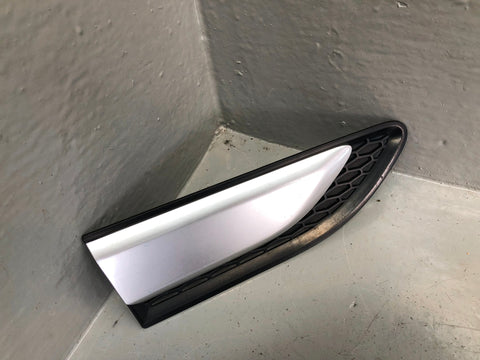 Discovery Sport Wing Trim Off Side FK72 280B10 L550 2014 to 2019 Land Rover