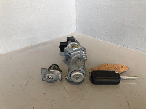 Discovery 3 Lock Set Ignition Barrel Lock with 1 x Key Fob Land Rover R03095