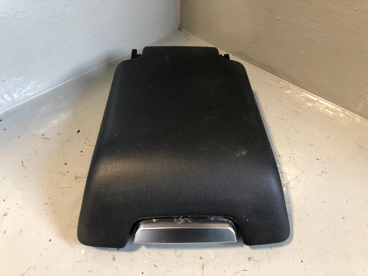 Discovery 3 Centre Console Lid Armrest PVC Faux Leather Land Rover K30075