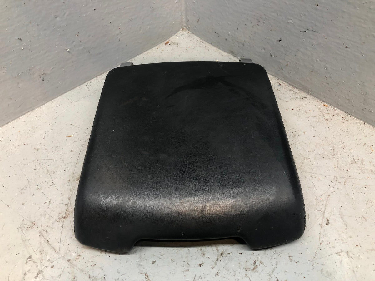 Range Rover L322 Centre Console Front Armrest Lid Black 2006 to 2009 R30016