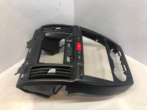 Freelander 2 Centre Dashboard Vents Panel Black Land Rover 2006 to 2011 L11056