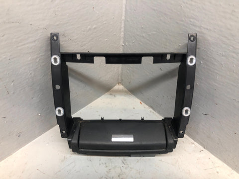 Range Rover L322 Centre Console Aux Out 12v Sockets XVN500090 with Surround
