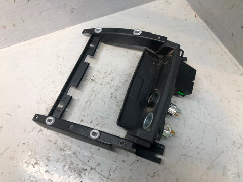 Range Rover L322 Centre Console Aux Out 12v Sockets XVN500090 with Surround