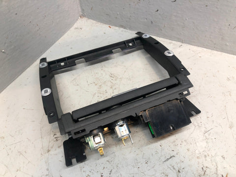 Range Rover L322 Centre Console Aux Out 12v Sockets XVN500090 with Surround