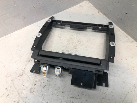 Range Rover L322 Centre Console Aux Out 12v Sockets XVN500090 with Surround