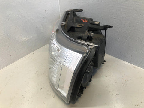Freelander 2 Near Side Halogen Headlight Left Land Rover 6H52-13W030-AC L11056