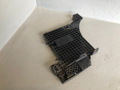 Range Rover Evoque Headlight Bracket Near Side VPCCFX-13D084-B L538 2011 to 2015
