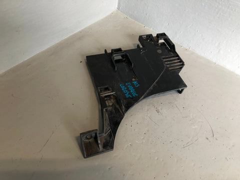 Range Rover Evoque Headlight Bracket Near Side VPCCFX-13D084-B L538 2011 to 2015