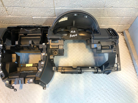 Freelander 2 Dashboard with Airbag Black Land Rover 2006 to 2014 R06115