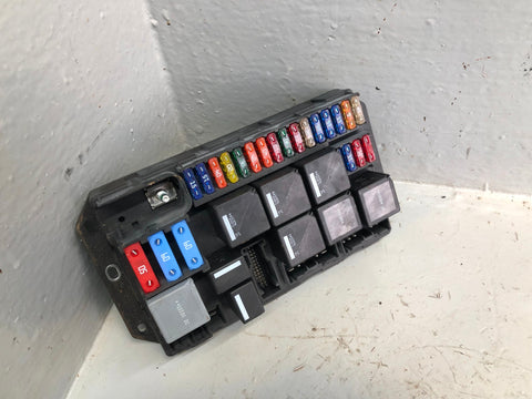 Range Rover L322 Fuse Box Engine Bay 4.4 TDV8 AH42-14A073-AB 2009 to 2013