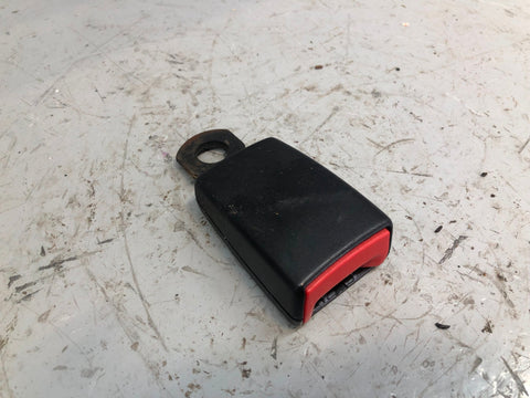 Range Rover L322 Seat Belt Buckle Clasp Assembly Near Side Rear 2002 to 2009