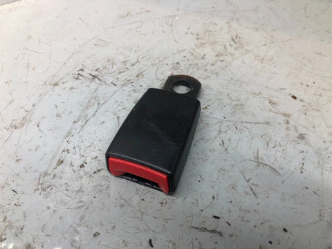 Range Rover L322 Seat Belt Buckle Clasp Assembly Near Side Rear 2002 to 2009