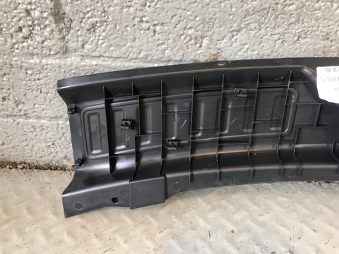 Discovery Sport Tailgate Shut Trim Panel FK72 113A10AC8PVJ L550 Land Rover