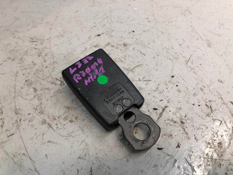 Range Rover L322 Seat Belt Buckle Clasp Assembly Near Side Rear 2002 to 2009