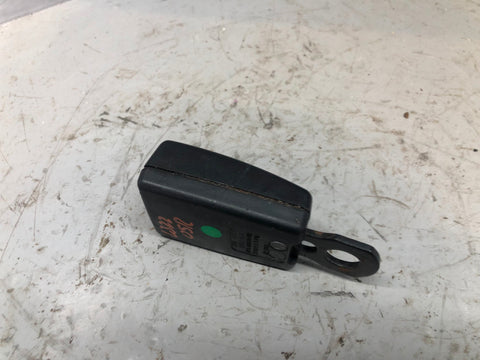 Range Rover L322 Seat Belt Buckle Clasp Assembly Off Side Rear 2002 to 2009