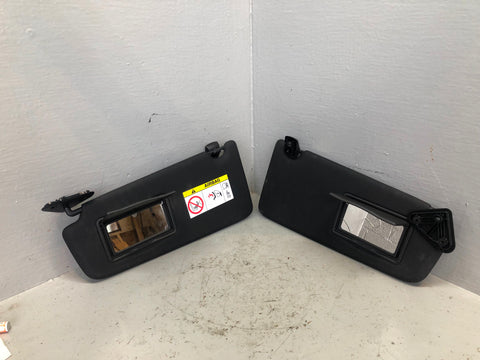 Discovery Sport Sun Visors Illuminated Pair Of in Black L550 Land Rover