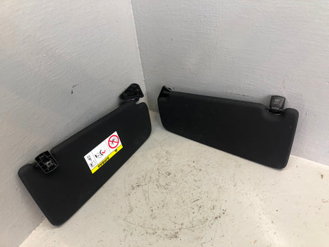 Discovery Sport Sun Visors Illuminated Pair Of in Black L550 Land Rover