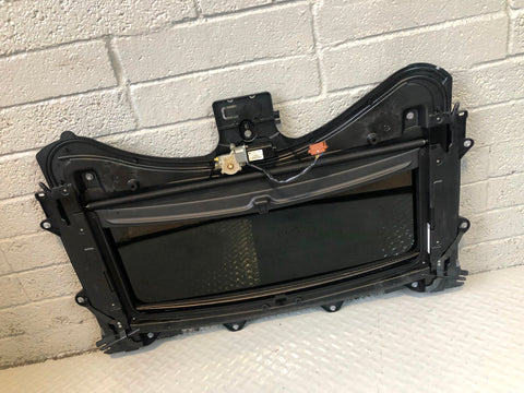 Discovery 3 Sunroof Complete with Motor and Blind Land Rover 2004 to 2009 K05115