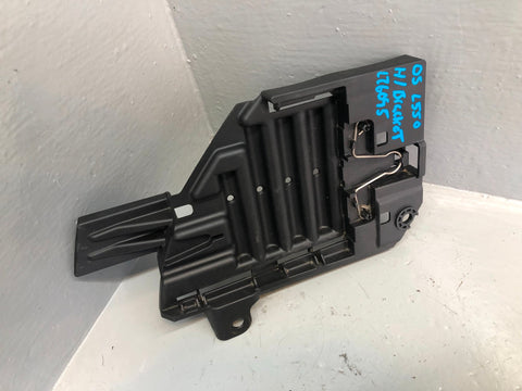 Discovery Sport Headlight Bracket Off Side Right L550 Land Rover 2014 to 2019