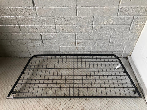 Discovery 2 Dog Guard Cage in Black Land Rover 1998 to 2004 L06085