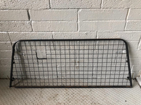 Discovery 2 Dog Guard Cage in Black Land Rover 1998 to 2004 L06085