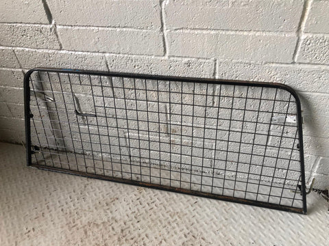 Discovery 2 Dog Guard Cage in Black Land Rover 1998 to 2004 L06085