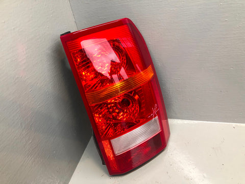 Discovery 3 Tail Light Cluster Off Side Rear XFB000563 2004 to 2009 K05115