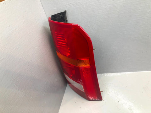 Discovery 3 Tail Light Cluster Off Side Rear XFB000563 2004 to 2009 K05115