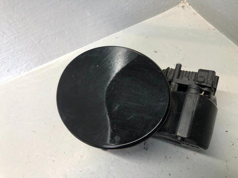 Discovery Sport Fuel Flap with Mechanism Santorini Black L550 Land Rover
