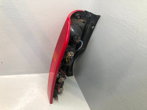 Discovery 3 Tail Light Cluster Off Side Rear XFB000563 2004 to 2009 K05115