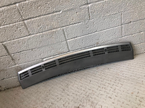 Range Rover L322 Bonnet Grill Under Windscreen 2002 to 2013 L16125