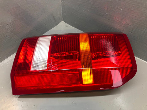 Discovery 3 Tail Light Cluster Off Side Rear XFB000563 2004 to 2009 K05115