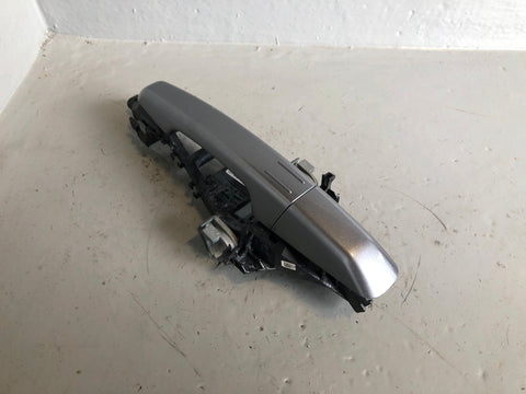 Range Rover Evoque Door Handle Exterior Off Side Front Orkney Grey L538