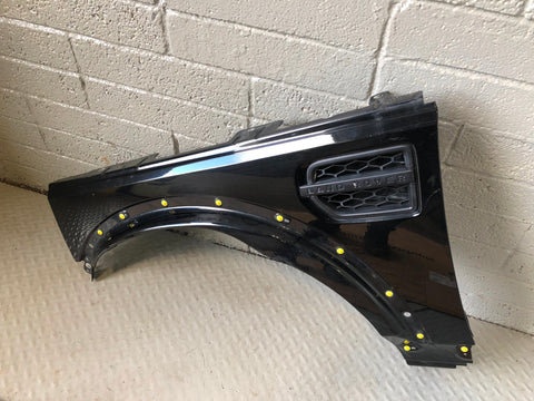 Discovery 4 Front Wing Near Side Santorini Black LRC 820 2009 to 2016 K19085